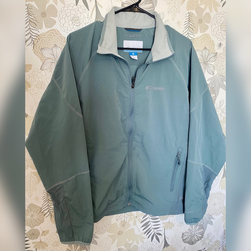 Columbia Omni-Shield Advance Repellent Jacket Size Medium